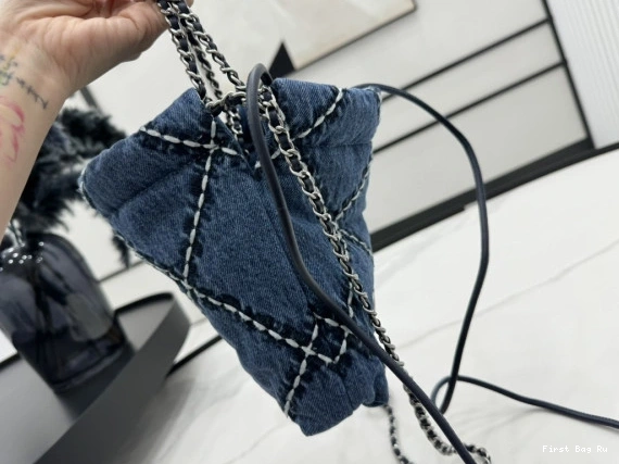 First Bag Ru CHANEL -23*18.5*6CM HANDBAG MINI 22 0713